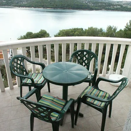 Apartments By The Sea Tisno, Murter - 809 *