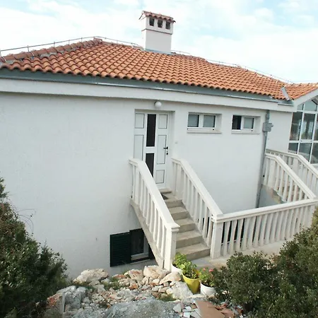 Apartments By The Sea Tisno, Murter - 809 * Tisno