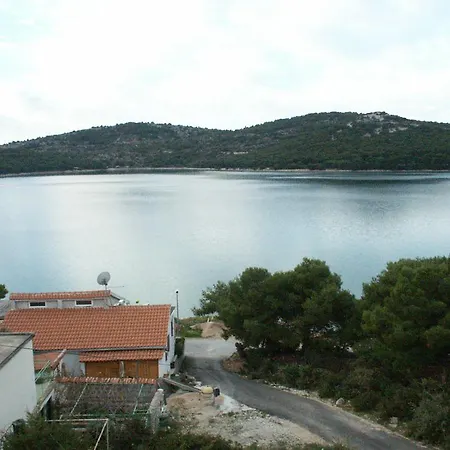 Apartments By The Sea Tisno, Murter - 809 * Tisno