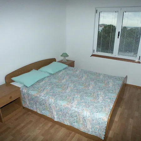 Apartment Apartments By The Sea Tisno, Murter - 809 *
