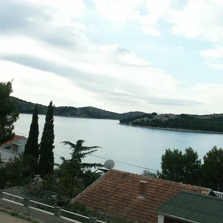 Apartments By The Sea Tisno, Murter - 809 Tisno
